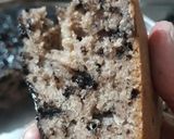 A picture of step 7 of Chocolate dry fruit spongcake.
