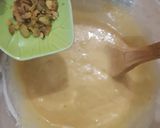 A picture of step 5 of Banana Cake.