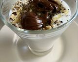 Foto del paso 6 de la receta: Postre rapidísimo de Kéfir con nueces, chocolate y miel de azahar