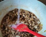 Foto langkah ke 5 dari resep Ayam Jamur Cincang Kecap (Isian Pao).