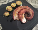 Foto del paso 4 de la receta: Pulpo con Calabacín a la Plancha con Emulsión Cítrica de Lima y Orégano