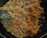 Foto del paso 2 de la receta: Molletes de frijoles con longaniza