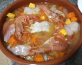 Foto del paso 2 de la receta: Cazuela de rape con gambones frescos