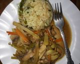 Foto del paso 2 de la receta: Pollo y hongos ala Juliana con arroz encilantrado 🇸🇻