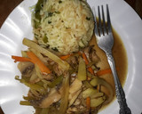 Foto del paso 2 de la receta: Pollo y hongos ala Juliana con arroz encilantrado 🇸🇻