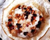 Une image de l'étape 4 de Tarte betteraves fraîches chèvre raisins amande noisettes.