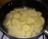 Foto del paso 2 de la receta: Hamburguesas de papas a los 3 quesos🍽