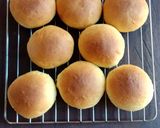 Foto langkah ke 3 dari resep Korean Cream Cheese Garlic Bread.