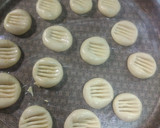 Foto del paso 4 de la receta: GALLETAS CON LECHE CONDENSADA LIBRE DE GLUTEN (sin tacc)