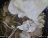 Foto langkah ke 3 dari resep Sayur Sop Telur Puyuh.