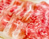 Hình bước làm 2 của món Raclette - Món Pháp Truyền Thống Mùa Lạnh Với Phô Mai Nóng Chảy, Jambon & Khoai Tây