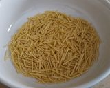 Foto del passaggio 3 della ricetta Polpettine in brodo con pasta sminuzzata