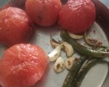 भूने टमाटर की चटनी (bhune tamatar ki chutney recipe in Hindi) रेसिपी चरण 3 फोटो