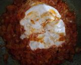 A picture of step 1 of Special creamy egg masala.
