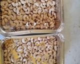 Foto langkah ke 2 dari resep Kacang Mete Panggang (tanpa minyak dan garam).