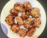 A picture of step 4 of Sabudana pakoda.