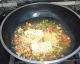 A picture of step 2 of Noodle soup.
