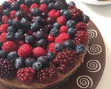 Nutellás-oreós sajttorta, sütés nélkül erdei gyümölcsökkel recept fázis 6 fotója