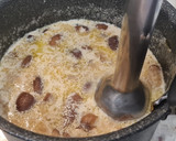 Foto del paso 8 de la receta: Rollitos de lomo a los dos jamones en salsa de setas