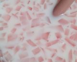 Foto langkah ke 4 dari resep Milky Jelly Strawberry.