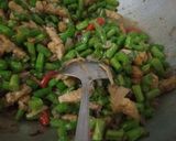 Foto langkah ke 9 dari resep Tempe Buncis Bumbu Belacan.