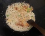 Foto langkah ke 5 dari resep Kwetiau Goreng Pedas Manis.