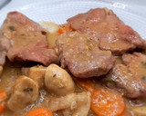 Foto del paso 8 de la receta: Fricasé de pavo con champiñones
