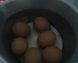 Foto langkah ke 2 dari resep 3. Opor Telur Tahu.