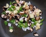 A picture of step 1 of Mushroom crepes.