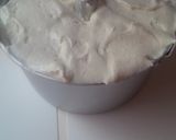 Foto del paso 2 de la receta: Angel food cake con ganache de chocolate, frutos rojos y  gomino