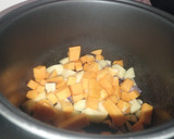 Foto del paso 1 de la receta: Estofado de garbanzos y calabaza en olla GM