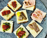 Foto del paso 4 de la receta: Canapés caseros con pan keto de almendras