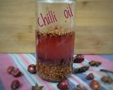 A picture of step 4 of Chilli oil.