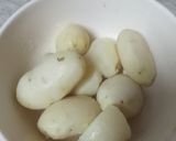 A picture of step 3 of Potatoes Pin Wheel.