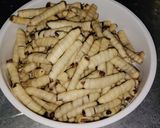 Foto langkah ke 3 dari resep Sale pisang lilit.