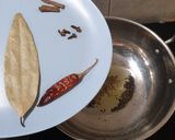 A picture of step 7 of Hara Chana sabji.