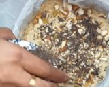 A picture of step 4 of Oats and jaggery's shortcake.