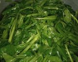 Foto langkah ke 2 dari resep Rujak kangkung.