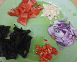 Foto langkah ke 1 dari resep Fish Ball Soup.