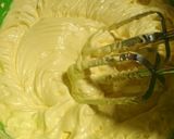 Foto langkah ke 1 dari resep Corn Flakes Cookies.
