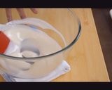 A picture of step 4 of Strawberry Yoghurt Mousse and Berry Sauce.