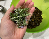 Foto del paso 3 de la receta: Snack crujiente de cochayuyo con finas hierbas