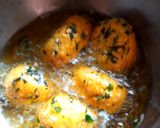 A picture of step 4 of Besan Methi Crispy Muthiya.
