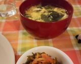 Foto del passaggio 9 della ricetta Zuppa di alga wakame e uova alla Coreana