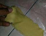 Foto langkah ke 3 dari resep Bolen pisang coklat keju.