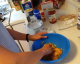 A picture of step 3 of Chicken parmesan.