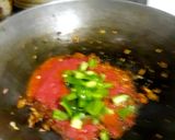 A picture of step 3 of Kadhai paneer.