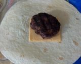 A picture of step 2 of Chilli Cheeseburger Wrap.