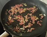 A picture of step 2 of Drunken pasta.