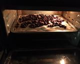 Foto del passaggio 4 della ricetta La mia schiacciata con l’uva